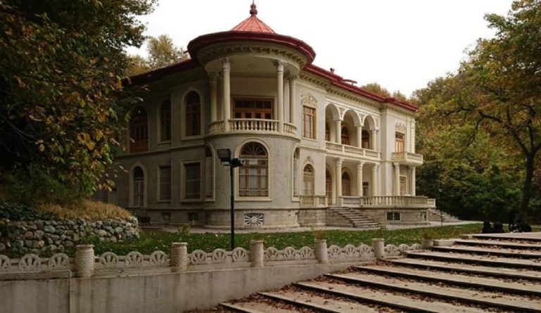 ماجرای سرقت از موزه ظروف سلطنتی/ موزه هنرهای زیبا چرا تعطیل شده؟