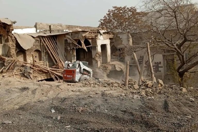 گزارش از دست رفتن یک خانه تاریخی/ شهرداری تهران خانه امین لشگر را گرفت بدون آنکه مرمت کند